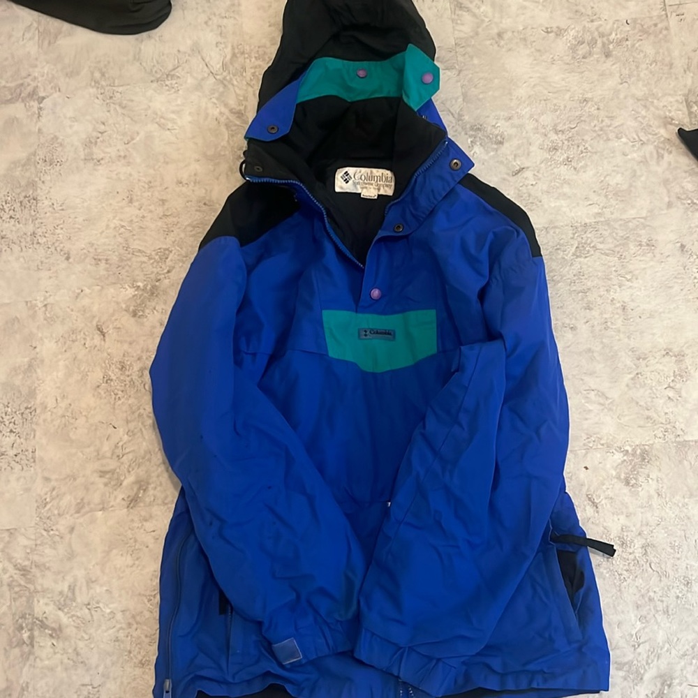 VINTAGE Columbia jacket!